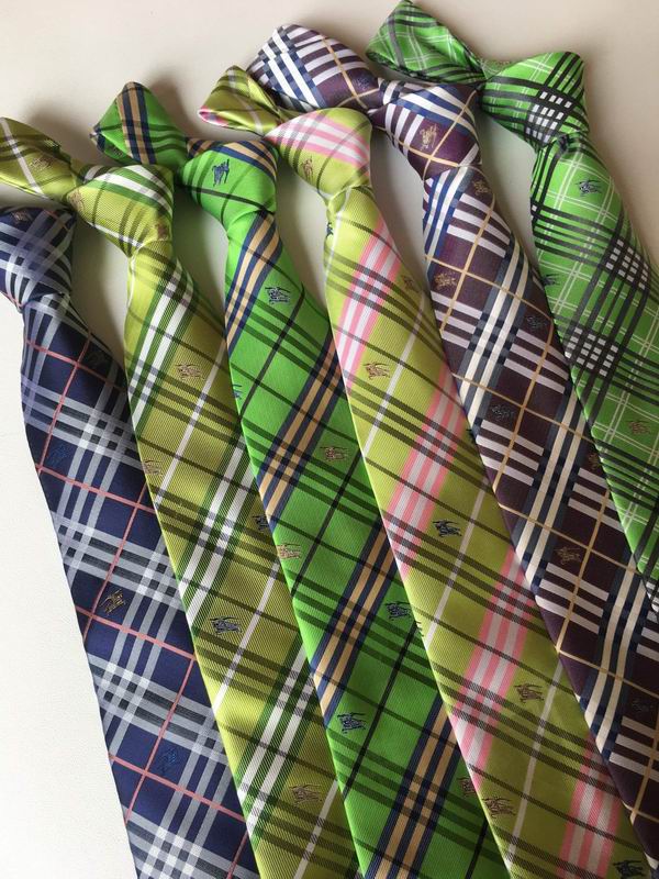 Burberry Tie hm06